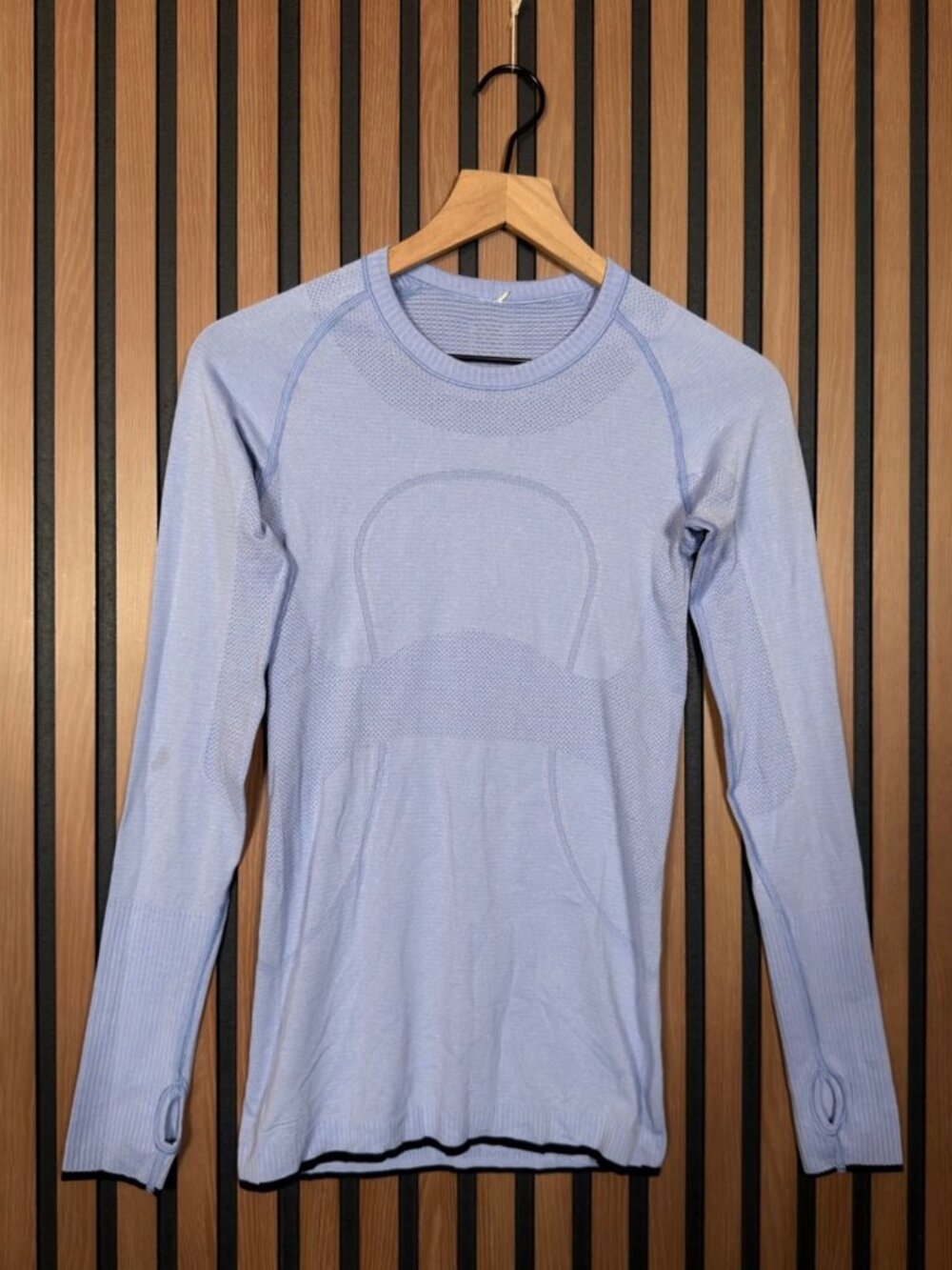 Lululemon Athletic 4 Womens Purple Blue Swift Tech 2.0 Long Sleeve Running